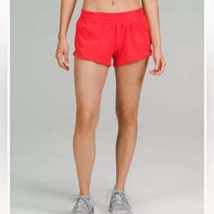 Lululemon Hotty Hot Low-Rise Lined Short 2.5" Carnation Red